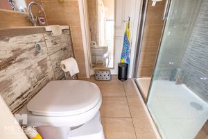 En-Suite- click for photo gallery